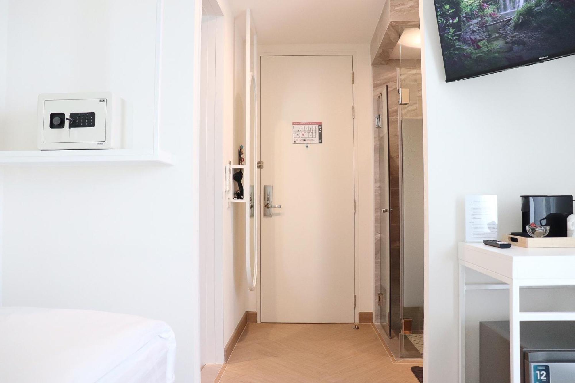 Rest Poshtel
